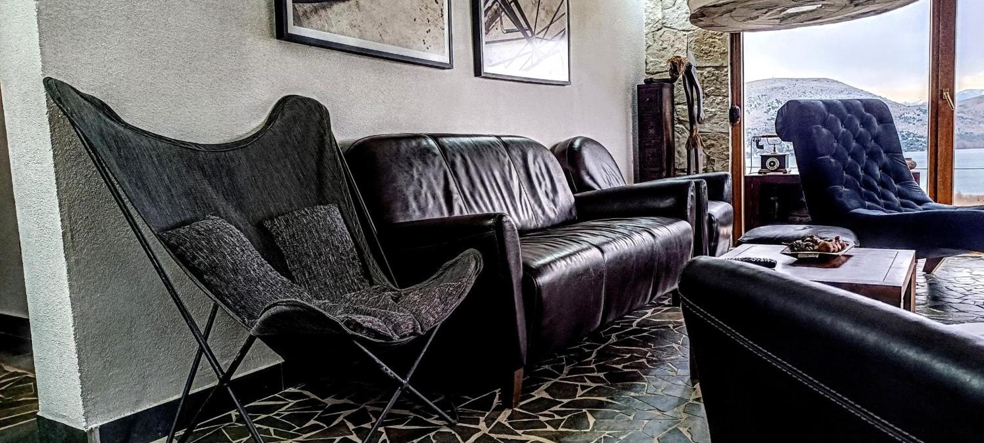 Holiday Home Haustor With Skadar Lake View بودغوريتْسا المظهر الخارجي الصورة